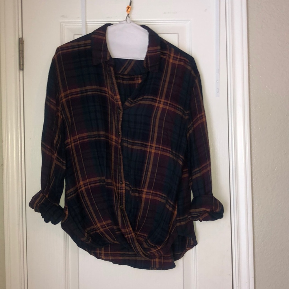 Plaid top